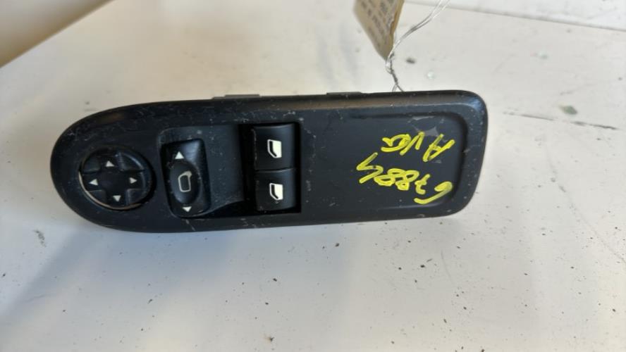 Interrupteur de leve vitre avant gauche PEUGEOT 308 1 PHASE 1 Diesel image 4