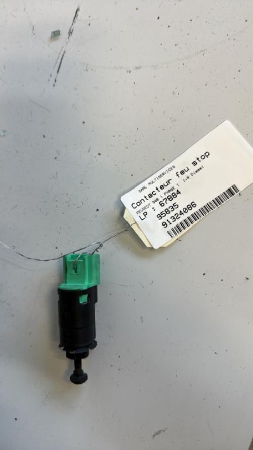 Contacteur feu stop PEUGEOT 308 1 PHASE 1 Diesel image 3