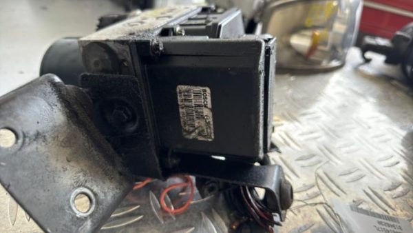 Bloc ABS (freins anti-blocage) SEAT IBIZA 3 PHASE 1 Diesel image 4