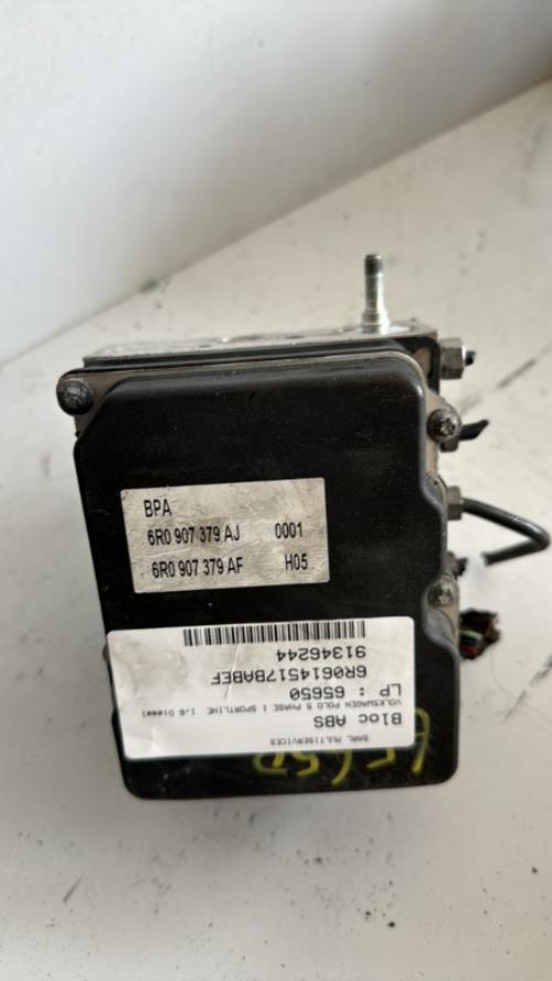 Bloc ABS (freins anti-blocage) VOLKSWAGEN POLO 5 PHASE 1 Diesel image 1
