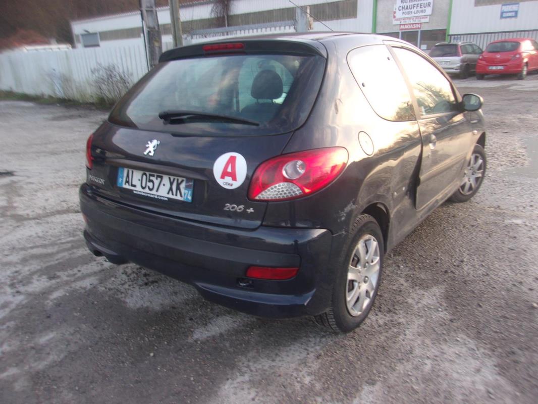 Moteur PEUGEOT 206+ Essence image 5