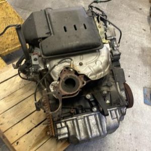 Moteur RENAULT LAGUNA 2 PHASE 1 Essence image 3