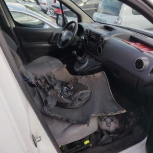Com (Bloc Contacteur Tournant+Commodo Essuie Glace+Commodo Phare) PEUGEOT PARTNER 2 PHASE 2 Diesel image 6
