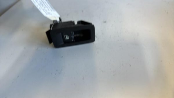 Interrupteur de leve vitre avant droit VOLKSWAGEN TOURAN 1 PHASE 2 Diesel image 2