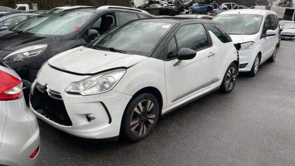 Aerateur tableau de bord avant gauche CITROEN DS3 PHASE 1 Diesel image 4