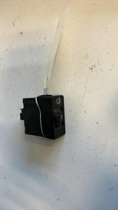 Commande de reglage hauteur de phare PEUGEOT PARTNER 2 PHASE 2 Diesel image 1