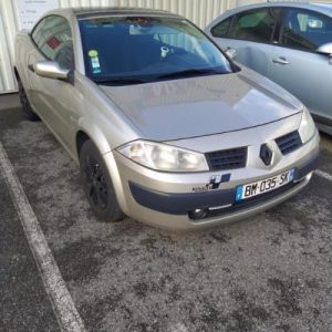 Vitre arriere droit RENAULT MEGANE 2 PHASE 2 CABRIOLET Essence image 1