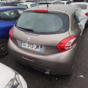 Poignee porte avant gauche PEUGEOT 208 1 PHASE 1 Diesel image 5