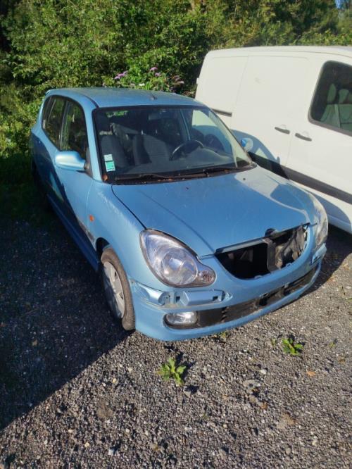 Poignee interieur avant gauche DAIHATSU SIRION 1 Essence image 4