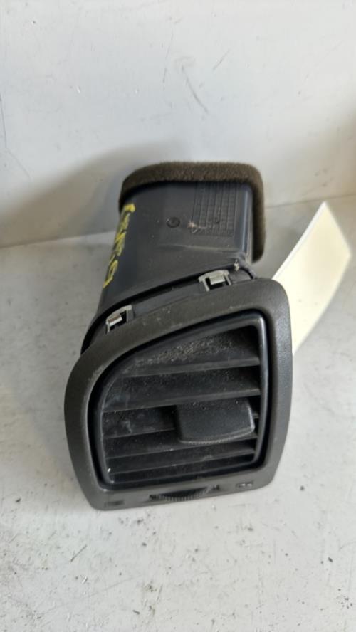 Aerateur tableau de bord avant gauche KIA PICANTO 1 PHASE 1 Essence image 2