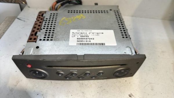 Autoradio d'origine RENAULT MODUS PHASE 1 Diesel image 1