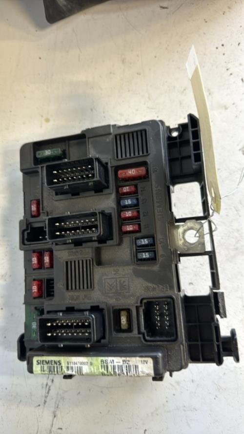 Boitier servitude moteur (BSM) PEUGEOT 206 PHASE 1 Diesel image 3