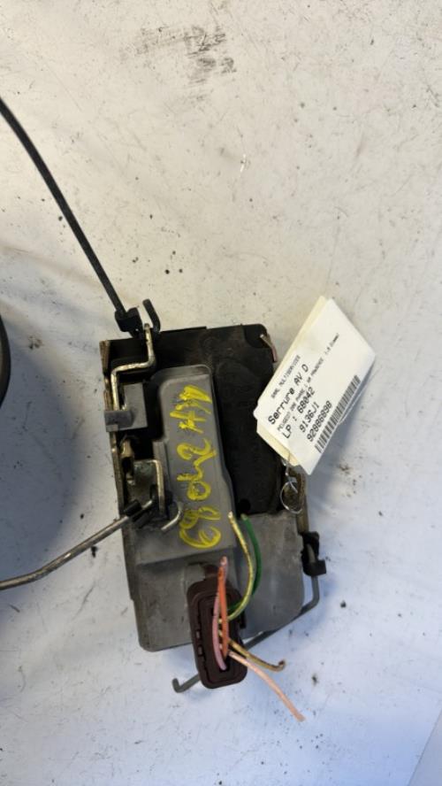 Serrure avant droit PEUGEOT 206 PHASE 1 Diesel image 1