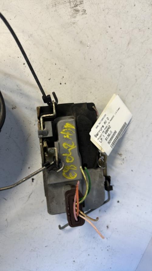 Serrure avant droit PEUGEOT 206 PHASE 1 Diesel image 2