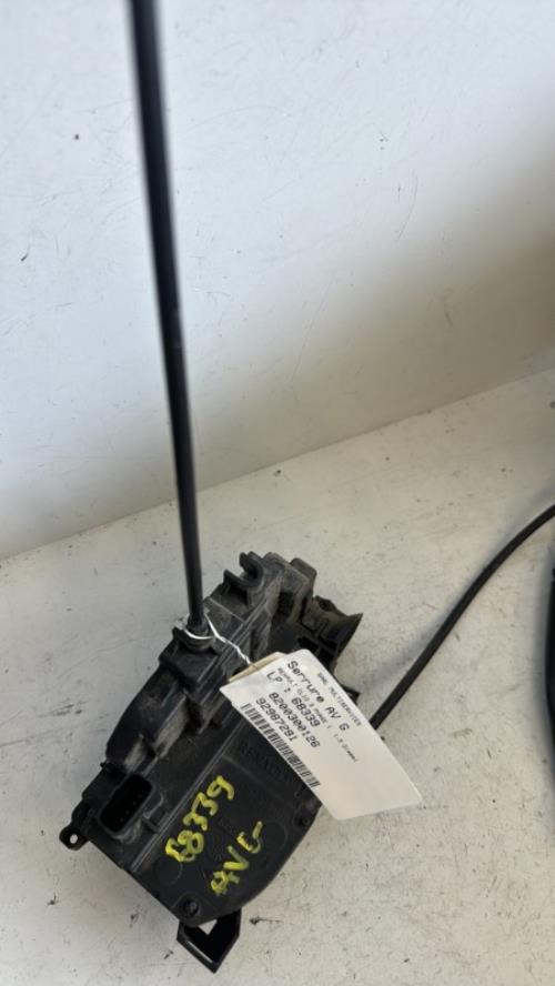 Serrure avant gauche RENAULT CLIO 3 PHASE 1 Diesel image 3