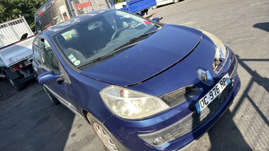 Anti brouillard droit (feux) RENAULT CLIO 3 PHASE 2 Essence image 6