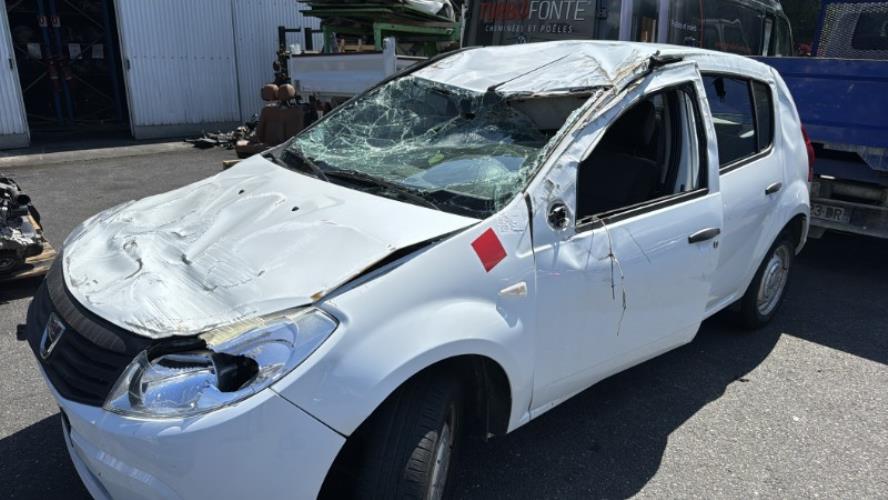 Pare choc arriere DACIA SANDERO 1 Essence image 6