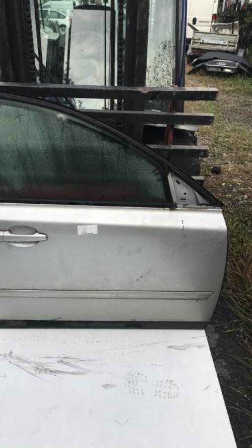 Porte avant droit VOLVO V 50 PHASE 1 BREAK Diesel image 5