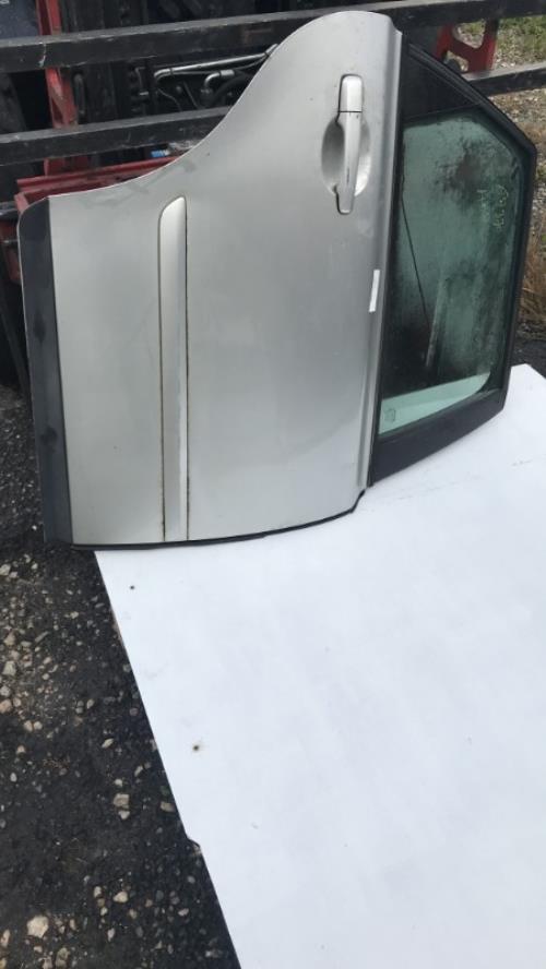 Porte arriere droit VOLVO V 50 PHASE 1 BREAK Diesel image 2