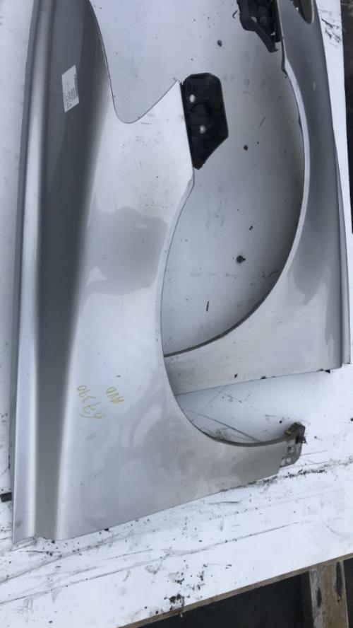 Aile avant droit VOLVO V 50 PHASE 1 BREAK Diesel image 3