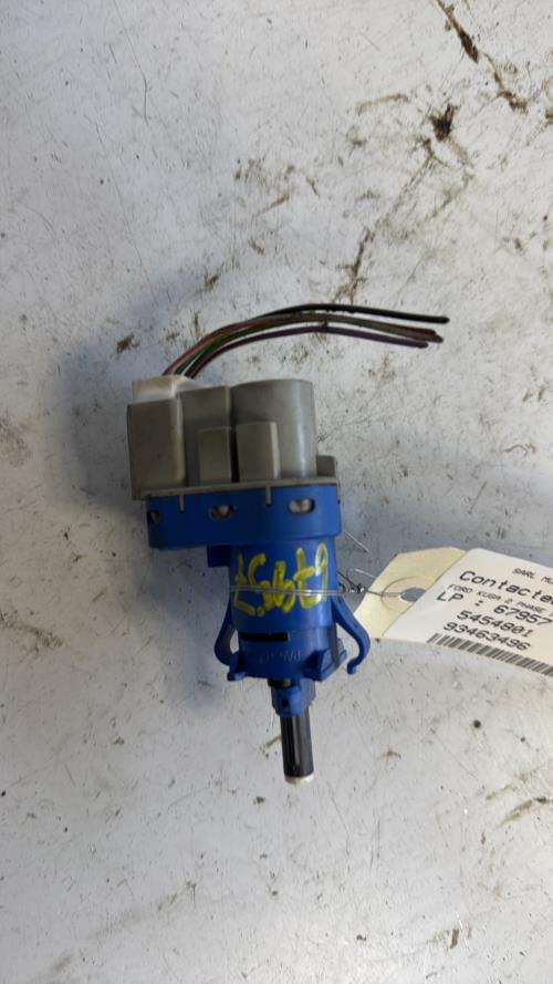 Contacteur feu stop FORD KUGA 2 PHASE 1 Diesel image 3