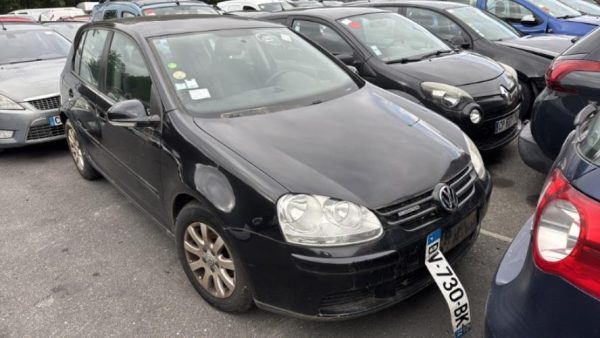 Pare boue avant gauche VOLKSWAGEN GOLF 5 Diesel image 2