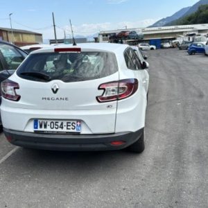 Custode arriere gauche RENAULT MEGANE 3 PHASE 2 BREAK Diesel image 4