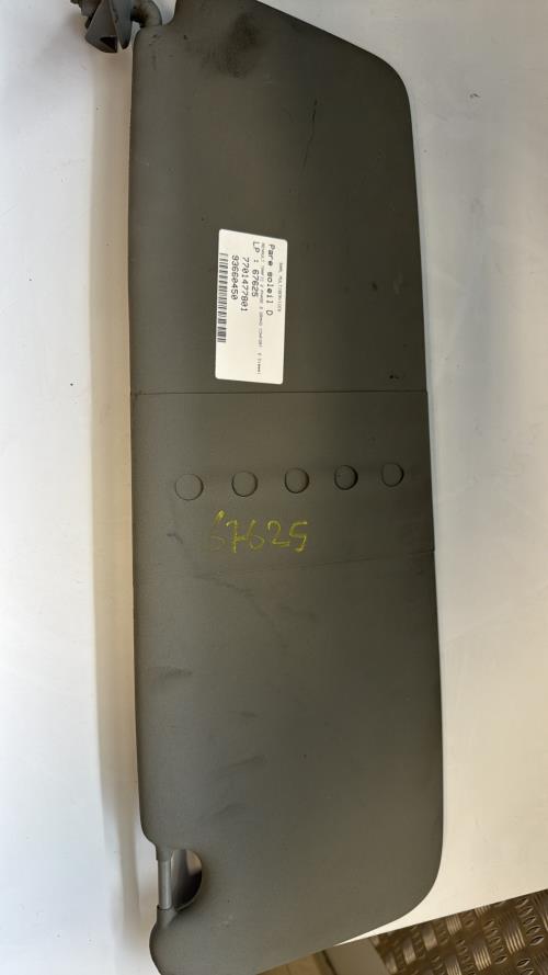 Pare soleil droit RENAULT TRAFIC 2 PHASE 2 Diesel image 2