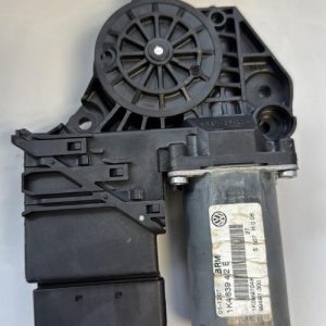 Moteur leve vitre arriere droit VOLKSWAGEN GOLF 5 Diesel image 1