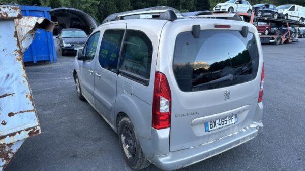 Porte avant droit PEUGEOT PARTNER 2 PHASE 1 Diesel image 3