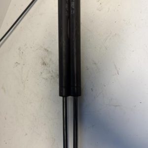 Verin de coffre PEUGEOT 206+ Diesel image 1
