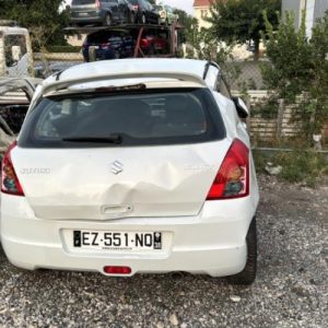 Volant SUZUKI SWIFT 3 Essence image 4