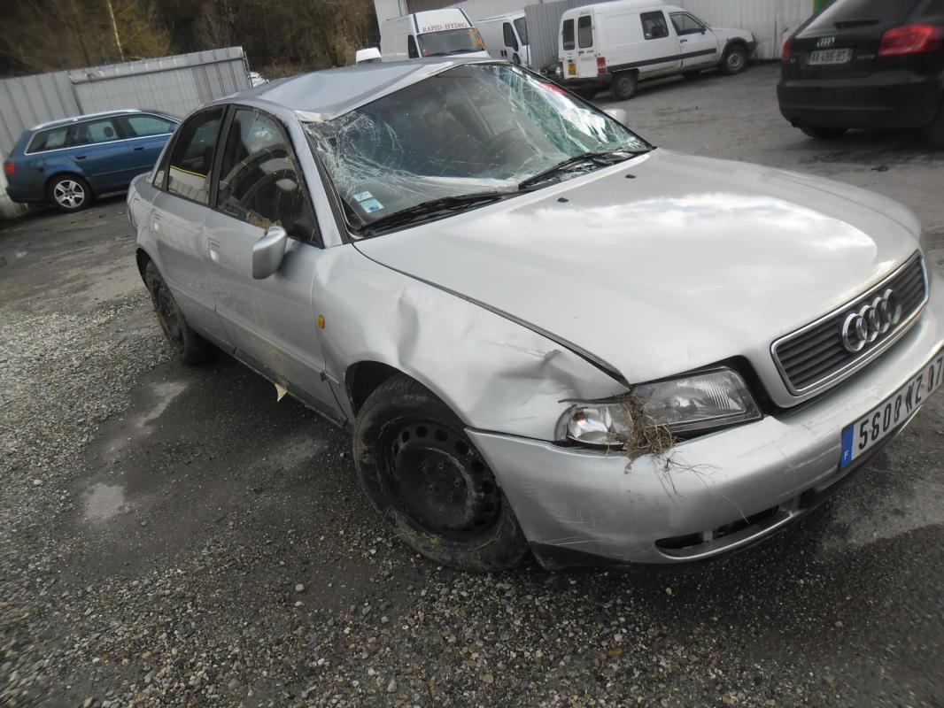 Retroviseur droit AUDI A4 1 PHASE 1 Diesel image 7