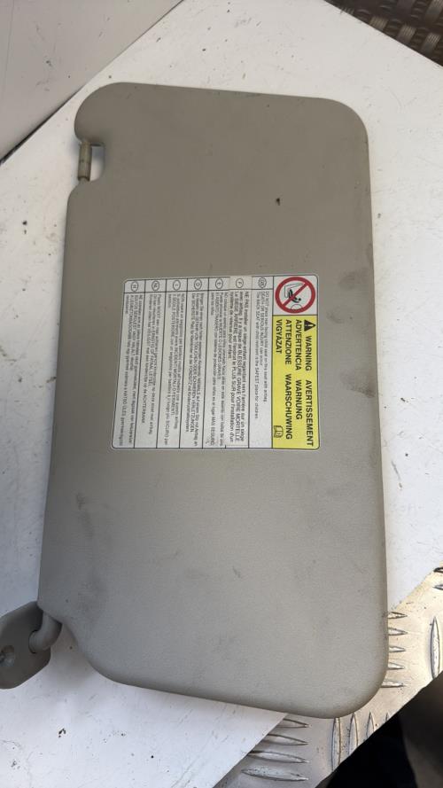 Pare soleil droit SUZUKI SWIFT 3 Diesel image 3