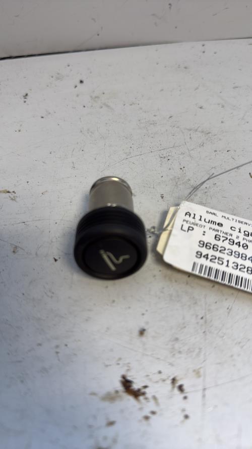 Allume cigare PEUGEOT PARTNER 2 PHASE 1 Diesel image 3