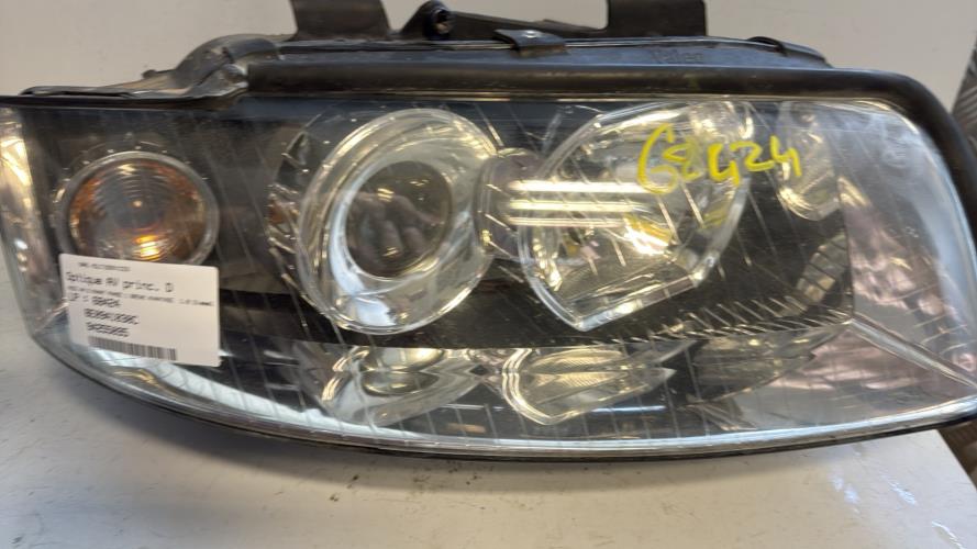 Optique avant principal droit (feux)(phare) AUDI A4 2 AVANT PHASE 1 BREAK Diesel image 2