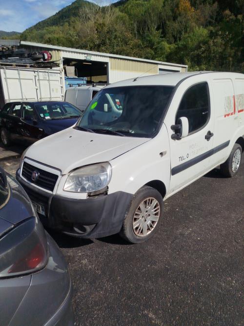 Leve vitre electrique avant droit FIAT DOBLO 1 PHASE 2 Diesel image 4