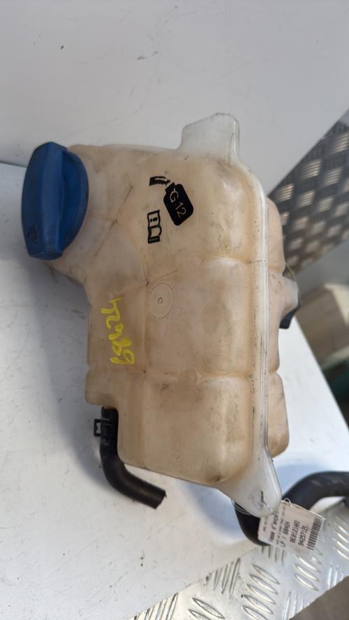 Vase d'expansion AUDI A4 2 AVANT PHASE 1 BREAK Diesel image 2