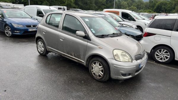 Poignee porte avant gauche TOYOTA YARIS 1 PHASE 2 Diesel image 5