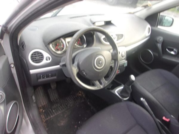 Serrure de hayon RENAULT CLIO 3 PHASE 1 Essence image 4