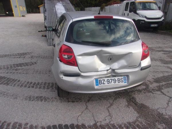 Serrure de hayon RENAULT CLIO 3 PHASE 1 Essence image 5