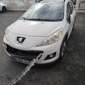 Aile avant droit PEUGEOT 207 PHASE 2 BREAK Diesel image 1