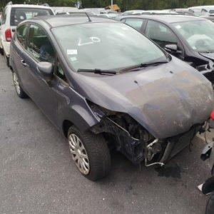 Aile avant gauche FORD FIESTA 6 PHASE 1 Diesel image 1