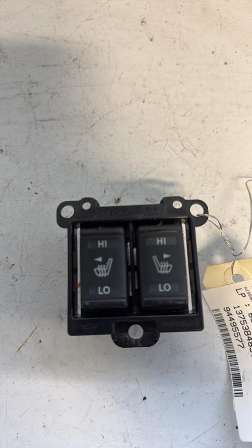 Bouton/Interrupteur NISSAN JUKE 1 PHASE 2 Essence image 3