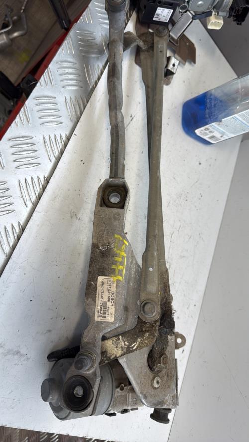 Moteur essuie glace avant FORD FIESTA 6 PHASE 1 Diesel image 1