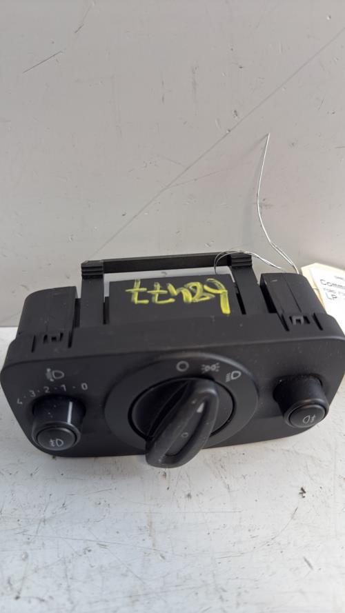 Commande de phare FORD FIESTA 6 PHASE 1 Diesel image 1