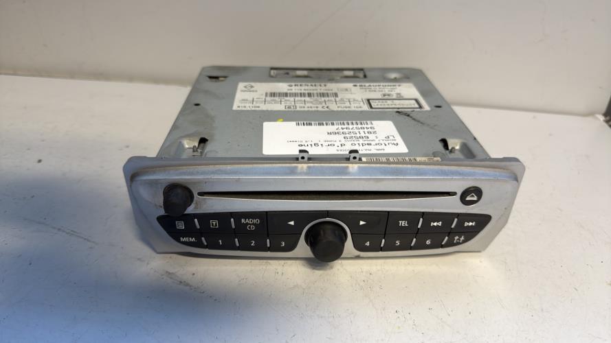 Autoradio d'origine RENAULT GRAND SCENIC 3 PHASE 1 Diesel image 1