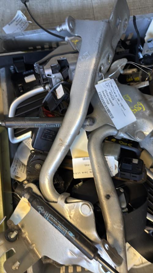 Charniere de capot RENAULT GRAND SCENIC 3 PHASE 1 Diesel image 3