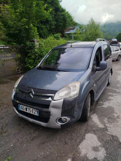 Interrupteur de leve vitre avant droit CITROEN BERLINGO 2 PHASE 1 Diesel image 4