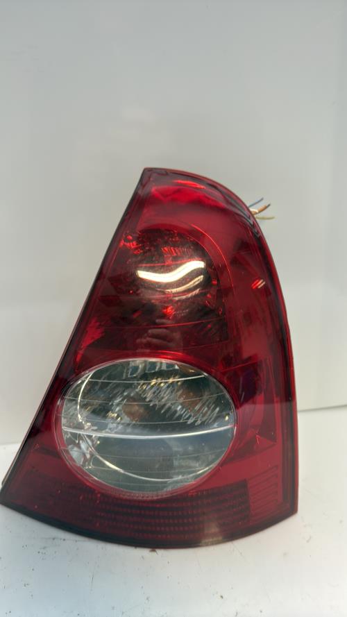 Feu arriere principal droit (feux) RENAULT CLIO 2 PHASE 2 Essence image 1